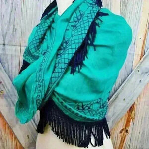 NWT TURQUOISE Womans INFINITY Embroidered Scarf Fringe REVERSIBLE Hajib SHAWL
